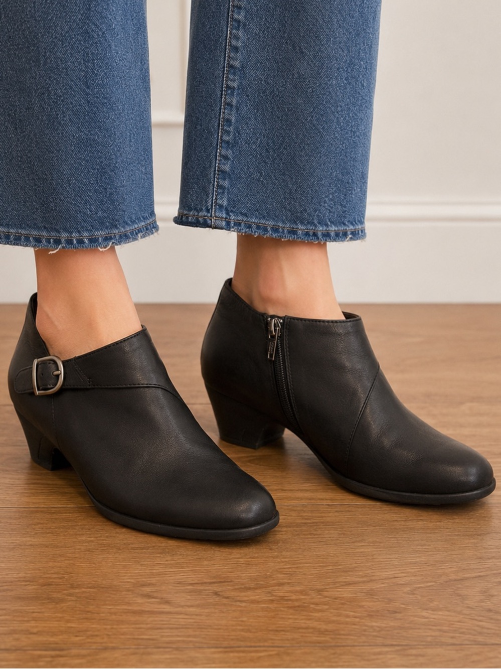 Dansko Black Leather Ankle Boots EU 42 US 11 Side Zip Buckle Comfort Shoes